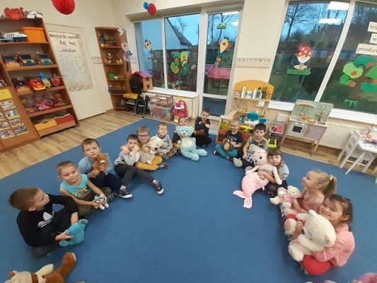 Grafika #33: 25.11.2021 Dzień pluszowego misia gr.III