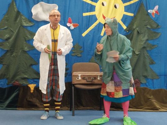 Grafika #11: 17.11.2021 Przedstawienie teatralne pt."Bajki rozmaite J.Brzechwy i J.Tuwima"