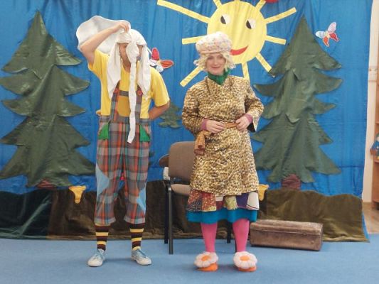 Grafika #22: 17.11.2021 Przedstawienie teatralne pt."Bajki rozmaite J.Brzechwy i J.Tuwima"