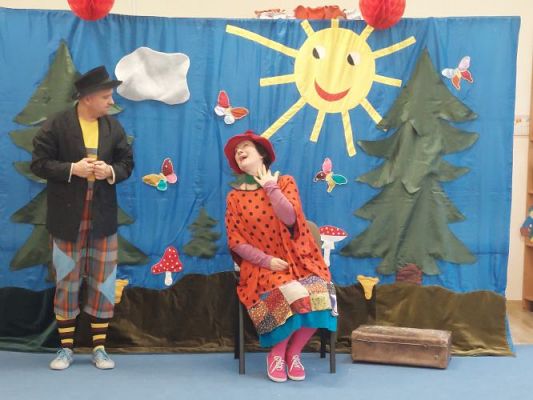 Grafika #26: 17.11.2021 Przedstawienie teatralne pt."Bajki rozmaite J.Brzechwy i J.Tuwima"