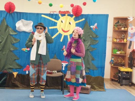 Grafika #30: 17.11.2021 Przedstawienie teatralne pt."Bajki rozmaite J.Brzechwy i J.Tuwima"