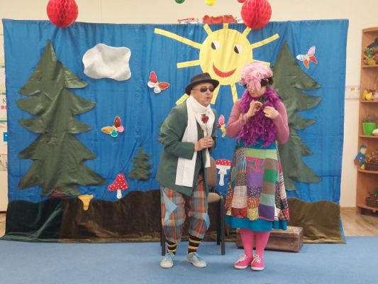 Grafika #33: 17.11.2021 Przedstawienie teatralne pt."Bajki rozmaite J.Brzechwy i J.Tuwima"