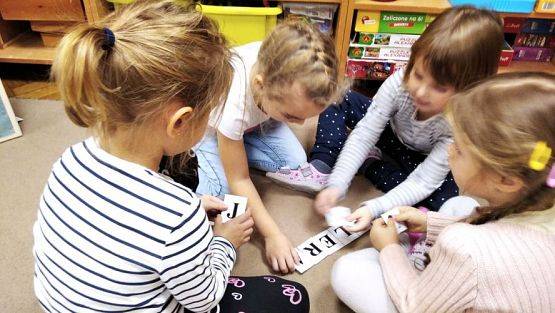 Grafika #7: 16.11.2021 Dzień Tolerancji gr II i gr I