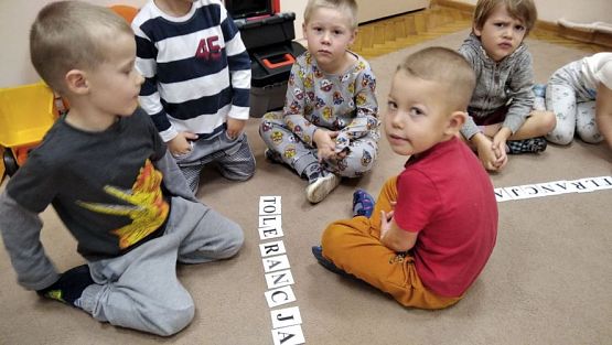 Grafika #23: 16.11.2021 Dzień Tolerancji gr II i gr I