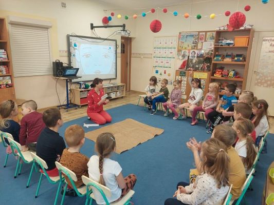 Grafika #5: 16.11.2021 Dzień Tolerancji gr III