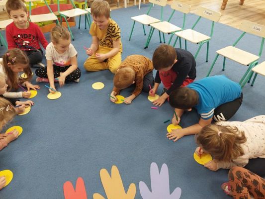 Grafika #28: 16.11.2021 Dzień Tolerancji gr III