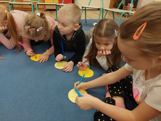 Grafika #31: 16.11.2021 Dzień Tolerancji gr III