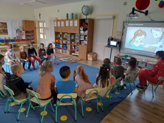 Grafika #40: 16.11.2021 Dzień Tolerancji gr III