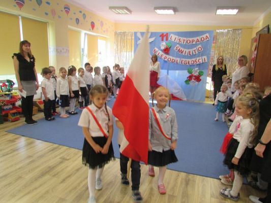 Grafika #13: 10.11.2021 Obchody Narodowego Święta Niepodległości