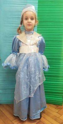 Grafika #7: 05.11.2021 Dzień postaci z bajek gr II