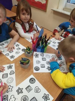 Grafika #25: 05.11.2021 Dzień postaci z bajek gr II