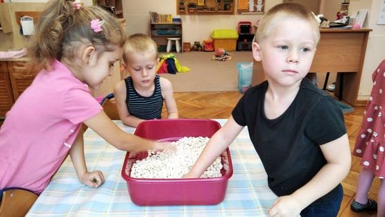 Grafika #1: 26.10.2021 Zajęcia integracji sensorycznej w grupie II