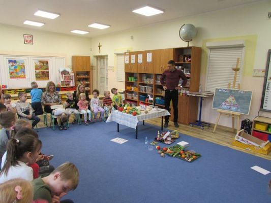 Grafika #31: 22.10.2021 Spotkanie z dietetykiem panem Łukaszem Mielewczykiem