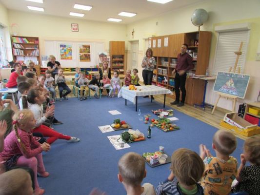 Grafika #39: 22.10.2021 Spotkanie z dietetykiem panem Łukaszem Mielewczykiem