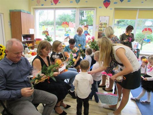 Grafika #70: 14.10.2021 Dzień Edukacji Narodowej