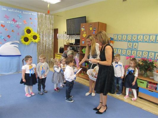 Grafika #19: 14.10.2021 Pasowanie na przedszkolaka