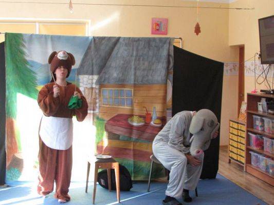 Grafika #21: 12.10.2021 Przedstawienie pt. "Słoń Trąbalski"