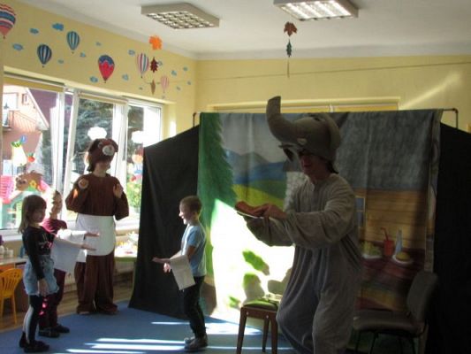 Grafika #26: 12.10.2021 Przedstawienie pt. "Słoń Trąbalski"