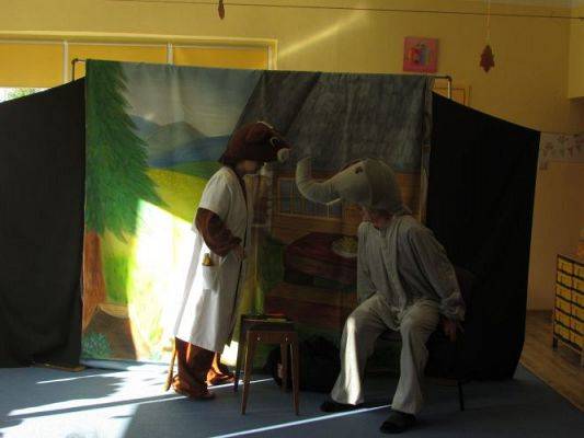 Grafika #32: 12.10.2021 Przedstawienie pt. "Słoń Trąbalski"