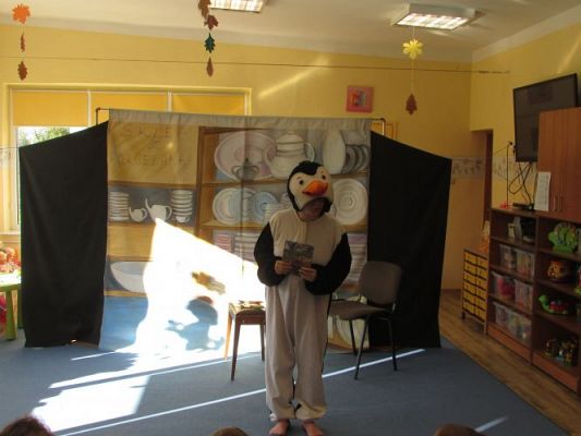 Grafika #35: 12.10.2021 Przedstawienie pt. "Słoń Trąbalski"