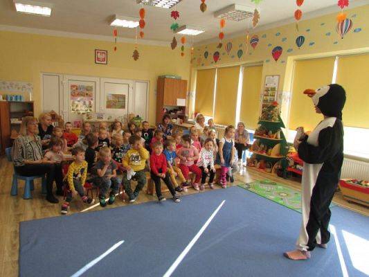 Grafika #36: 12.10.2021 Przedstawienie pt. "Słoń Trąbalski"