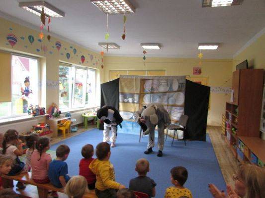 Grafika #46: 12.10.2021 Przedstawienie pt. "Słoń Trąbalski"