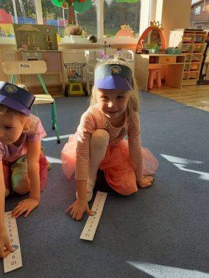 Grafika #8: 08.10.2021 Światowy dzień poczty