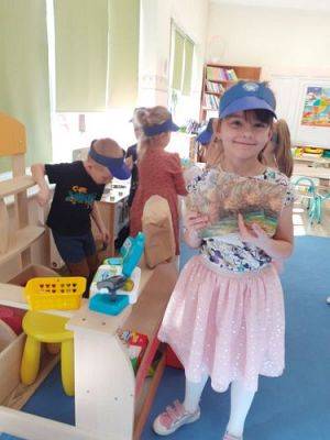 Grafika #23: 08.10.2021 Światowy dzień poczty