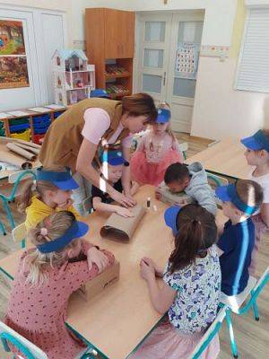 Grafika #32: 08.10.2021 Światowy dzień poczty