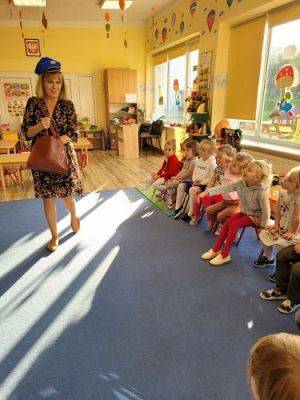 Grafika #44: 08.10.2021 Światowy dzień poczty