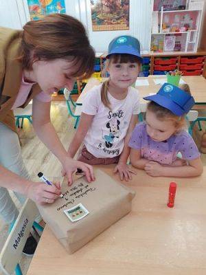 Grafika #45: 08.10.2021 Światowy dzień poczty