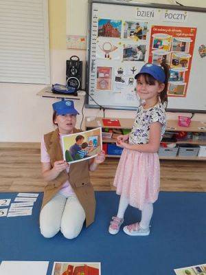 Grafika #47: 08.10.2021 Światowy dzień poczty