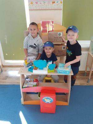 Grafika #50: 08.10.2021 Światowy dzień poczty