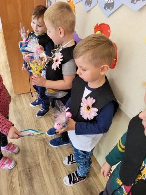 Grafika #9: 30.09.2021 Dzień chłopaka