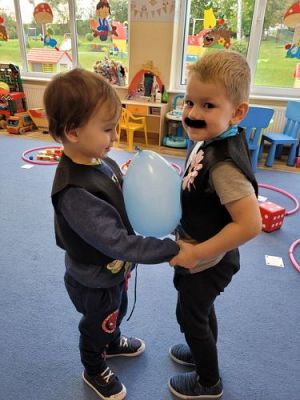 Grafika #10: 30.09.2021 Dzień chłopaka