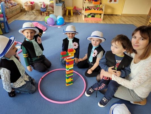 Grafika #34: 30.09.2021 Dzień chłopaka