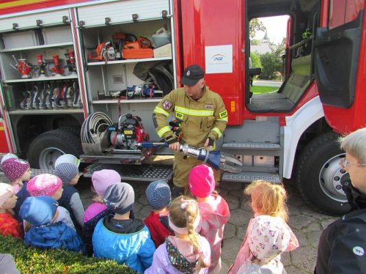Grafika #8: 29.09.2021 Spotkanie ze strażakiem z OSP w Wicku