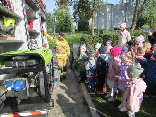 Grafika #21: 29.09.2021 Spotkanie ze strażakiem z OSP w Wicku