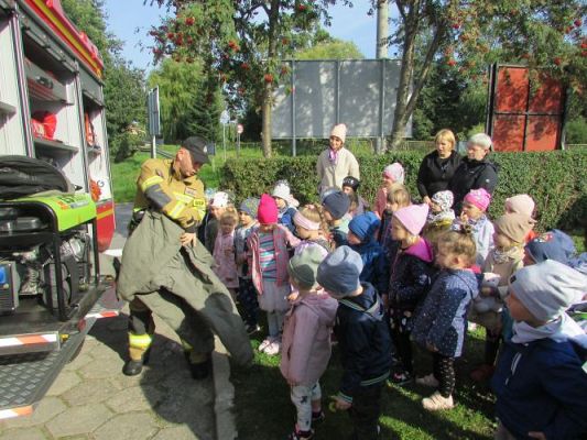 Grafika #24: 29.09.2021 Spotkanie ze strażakiem z OSP w Wicku