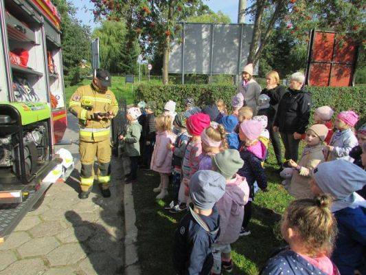 Grafika #27: 29.09.2021 Spotkanie ze strażakiem z OSP w Wicku