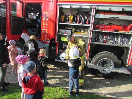 Grafika #47: 29.09.2021 Spotkanie ze strażakiem z OSP w Wicku