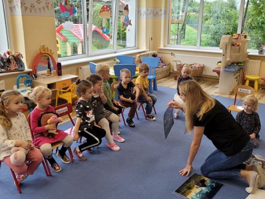 Grafika #16: 17.09.2021 Zajęcia edukacyjne - Myślę, wiec nie śmiecę