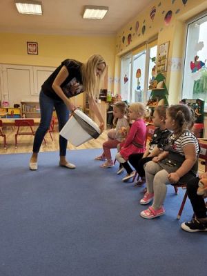 Grafika #17: 17.09.2021 Zajęcia edukacyjne - Myślę, wiec nie śmiecę