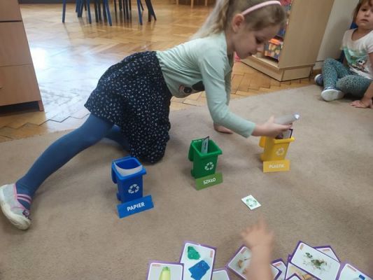 Grafika #31: 17.09.2021 Zajęcia edukacyjne - Myślę, wiec nie śmiecę