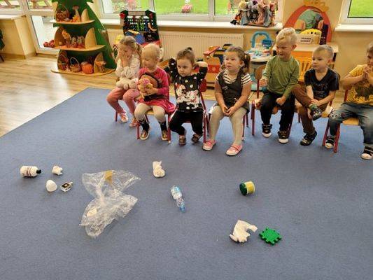 Grafika #34: 17.09.2021 Zajęcia edukacyjne - Myślę, wiec nie śmiecę