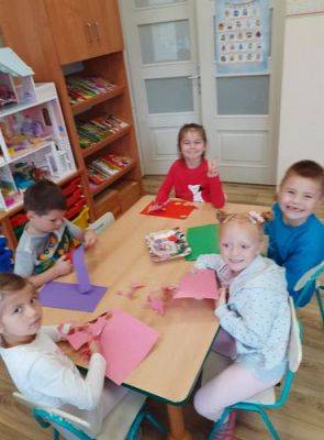 Grafika #1: 16.09.2021 Dzień kropki gr III