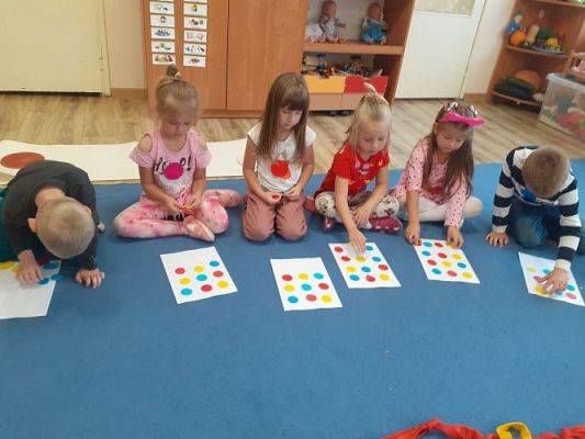 Grafika #8: 16.09.2021 Dzień kropki gr III