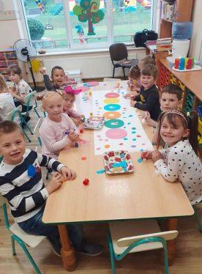 Grafika #9: 16.09.2021 Dzień kropki gr III