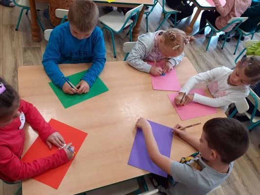 Grafika #13: 16.09.2021 Dzień kropki gr III