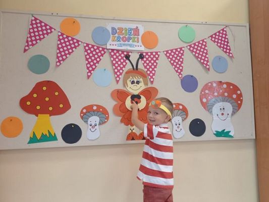 Grafika #16: 16.09.2021 Dzień kropki gr I